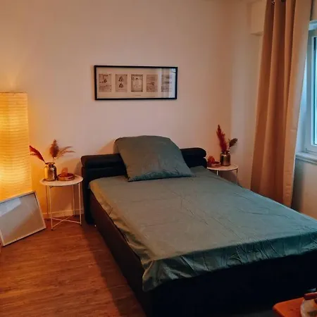 Апартаменты Gemuetlich, Hochwertig, Zentrumsnah *